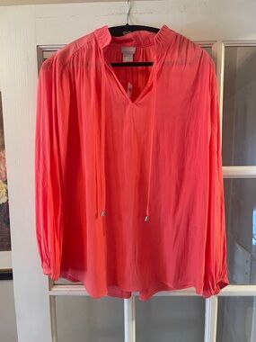 NWT CHICO’s stand neck blouse in Calypso Coral! Chico’s size 2